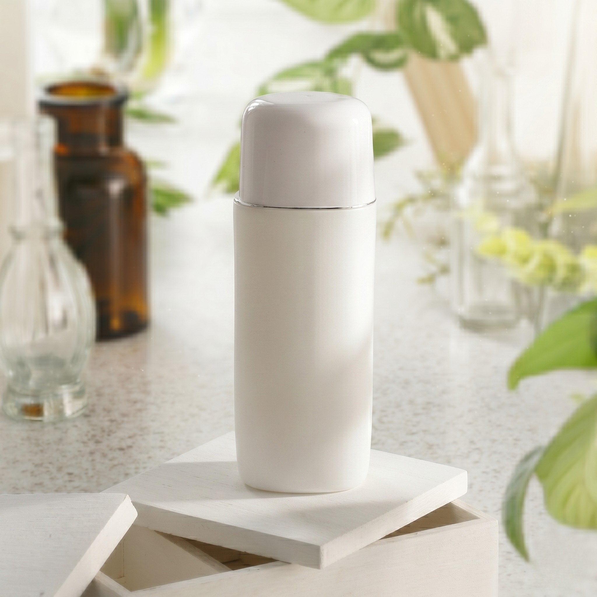 【医薬部外品】薬用美白スキンケア『化粧水OEM』（さっぱりタイプ）・画像